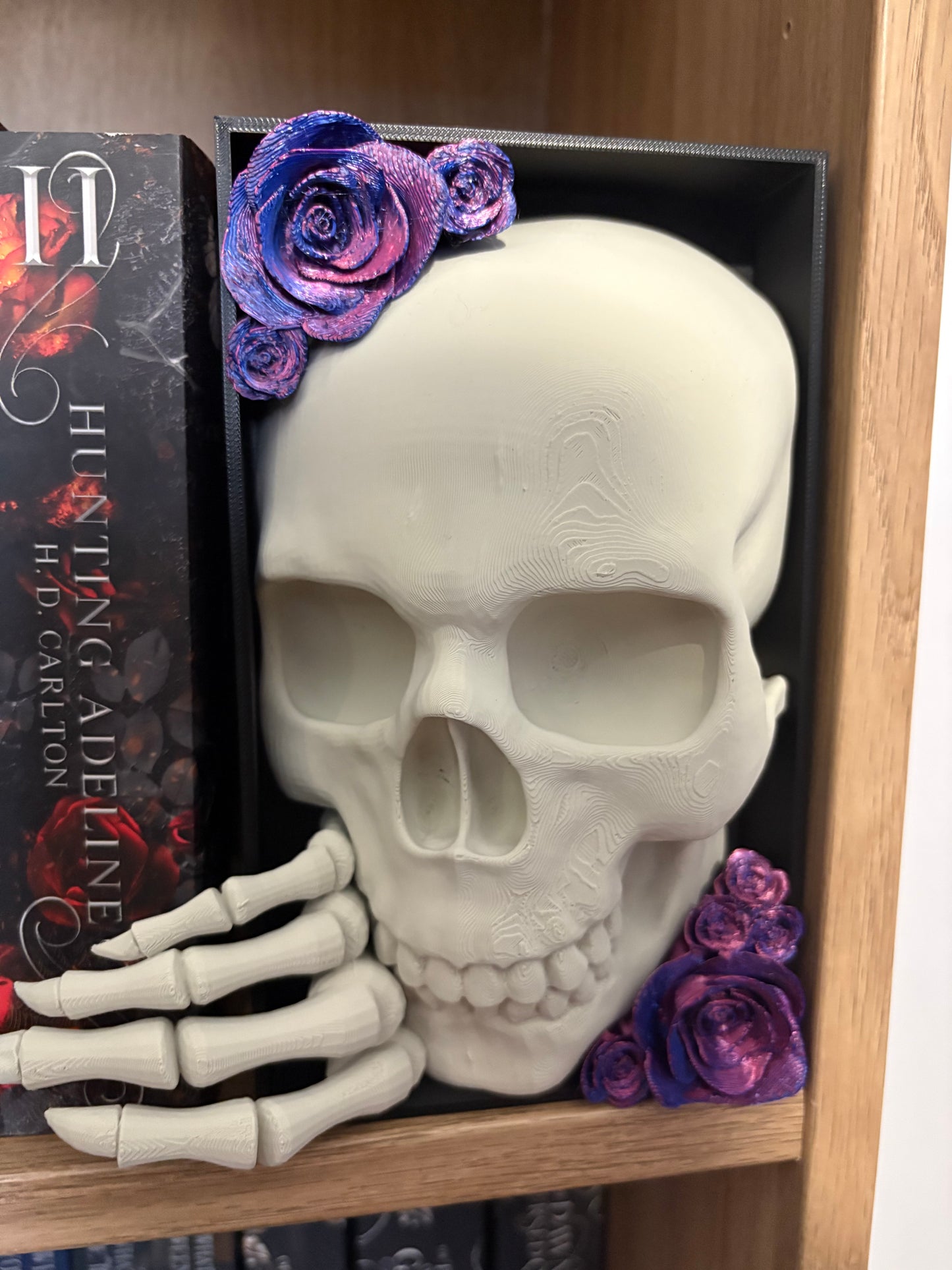 Dark Romance - Emerging Skull with 2 tone Pink/Blue roses