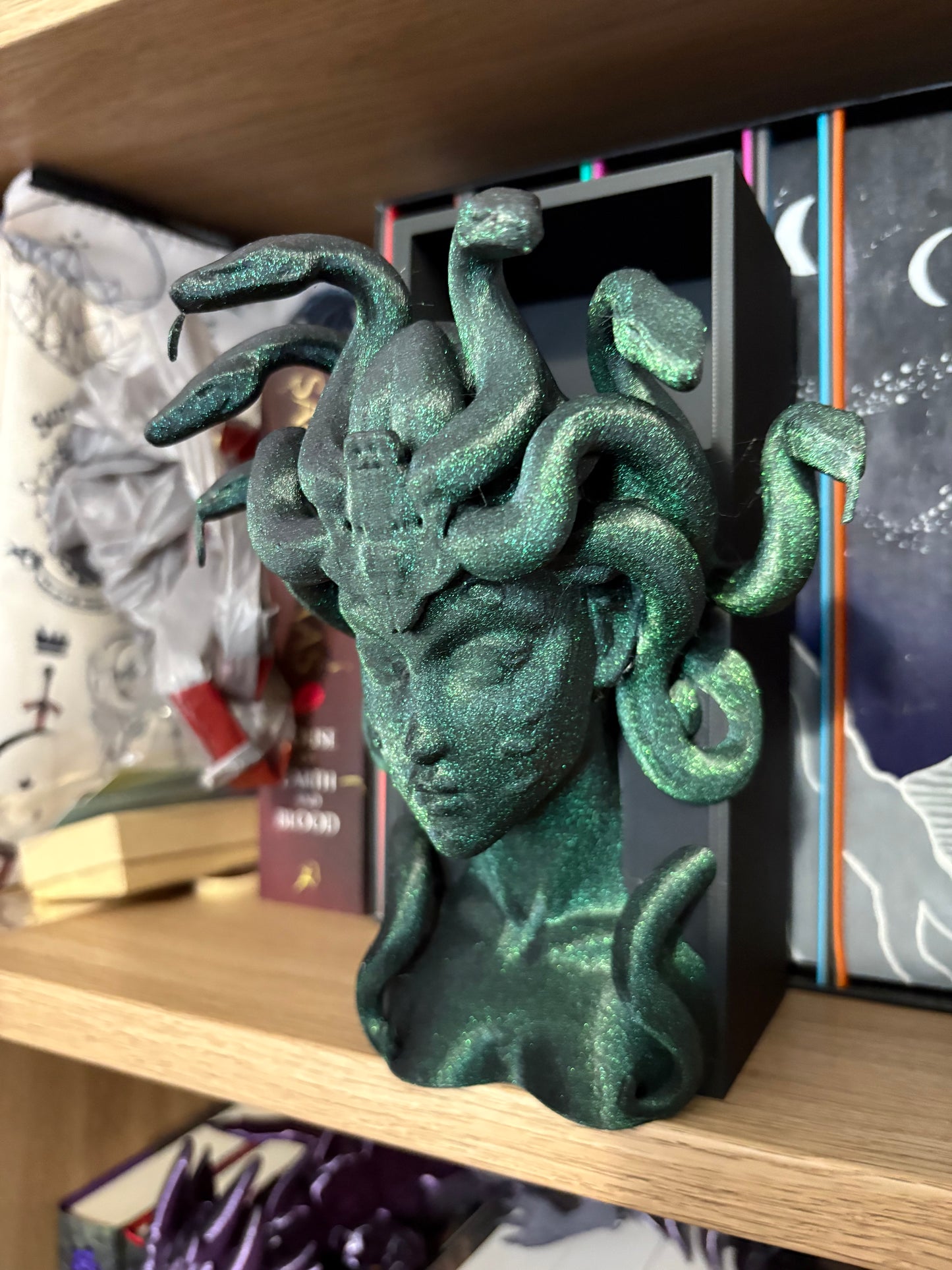Medusa book nook. in dark forest green