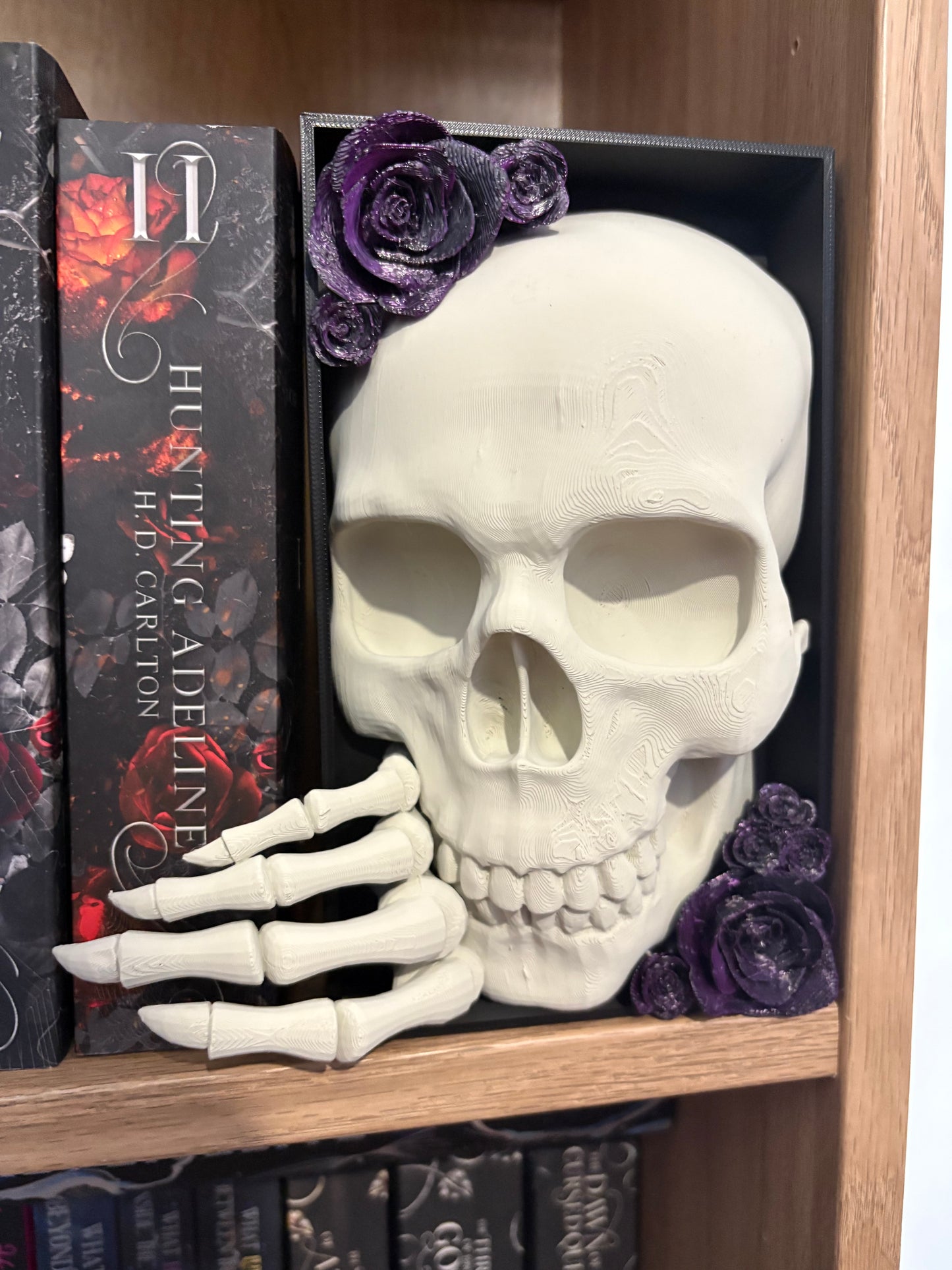 Dark Romance - Emerging Skull with 2 tone Purple/Black roses