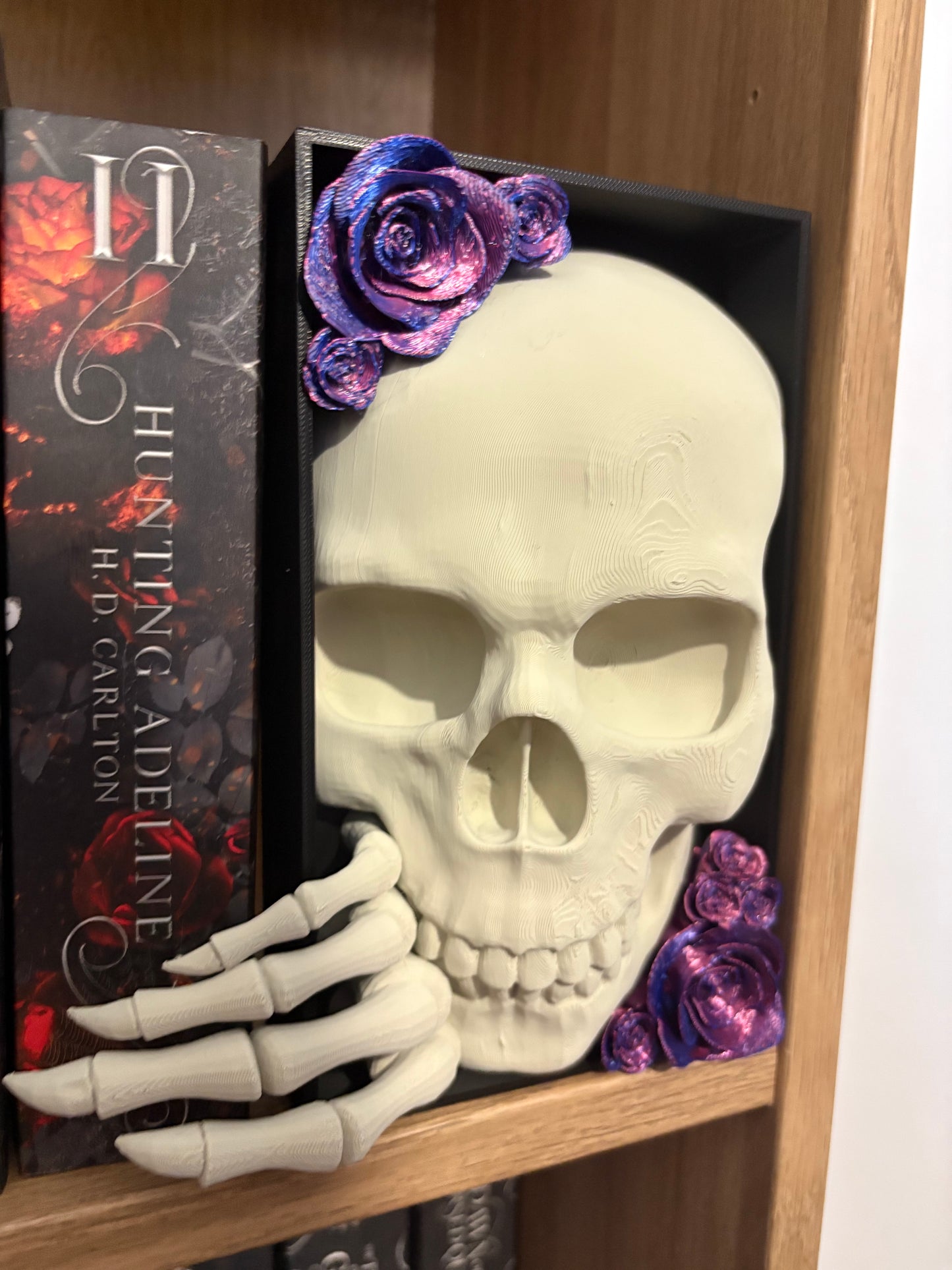 Dark Romance - Emerging Skull with 2 tone Pink/Blue roses