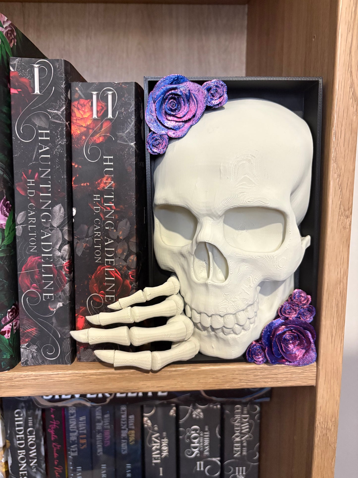 Dark Romance - Emerging Skull with 2 tone Pink/Blue roses