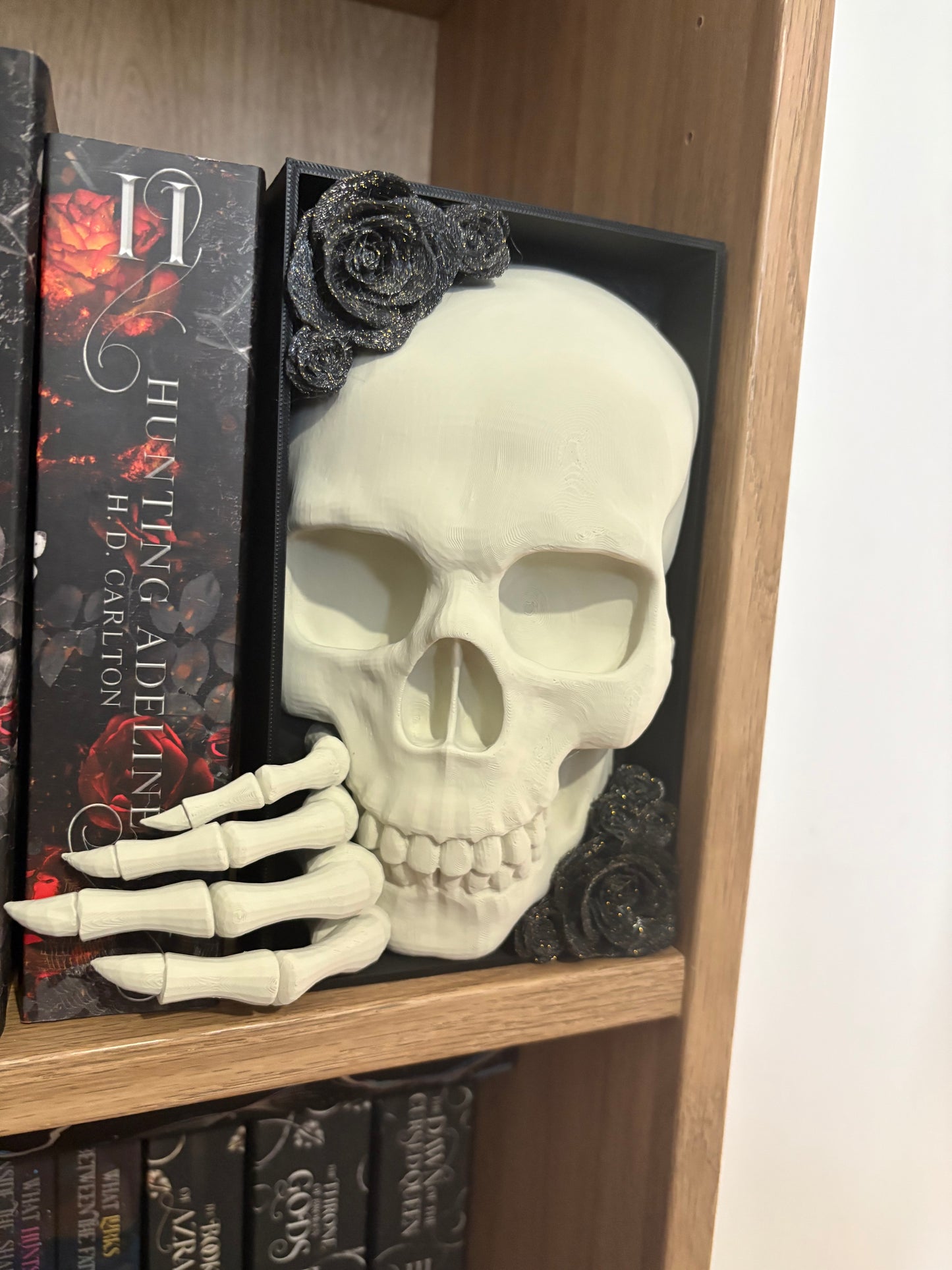 Dark Romance - Emerging Skull with Black Roses with Gold Glitter.